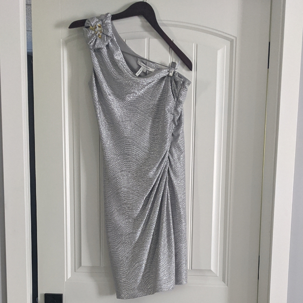 Max And Cleo One-Shoulder Dress Size 8